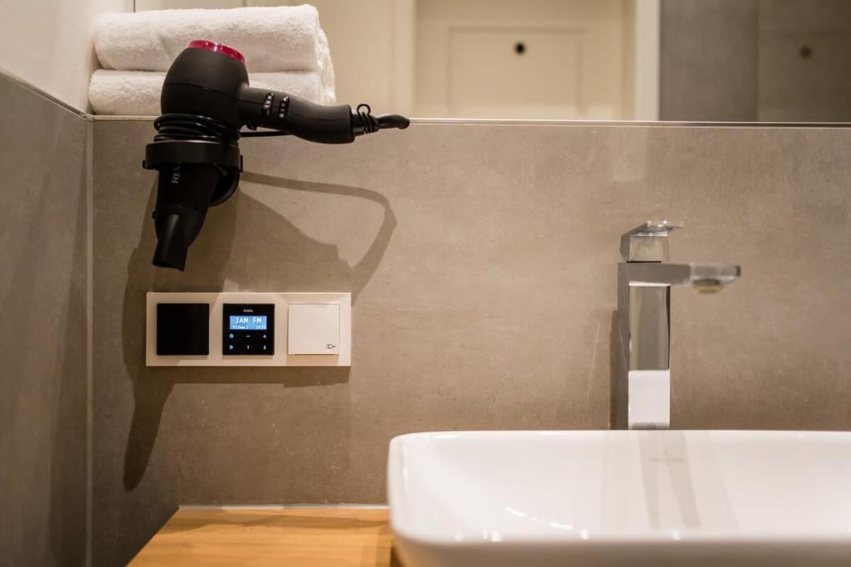 Apartment At Rosenthaler Platz เบอร์ลิน ภายนอก รูปภาพ